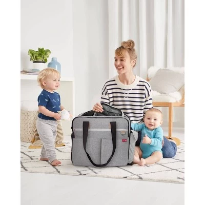 Skip Hop Duo Signature Diaper Weekender Bag - Gray Melange 9 Skip Hop Duo Signature Diaper Weekender Bag - Gray Melange - Image 9