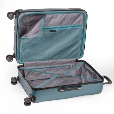 SWISSGEAR Cascade Hardside Large Checked Suitcase 1 SWISSGEAR Cascade Hardside Large Checked Suitcase
