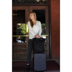 Sherpani Sherpani Meridian Crushproof Carryon Luggage